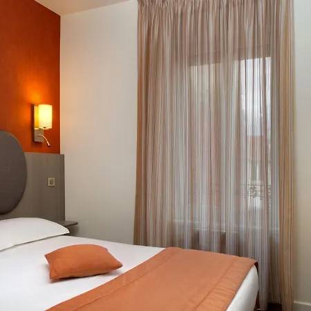 Arverna - Clt'hotel 3* 비시